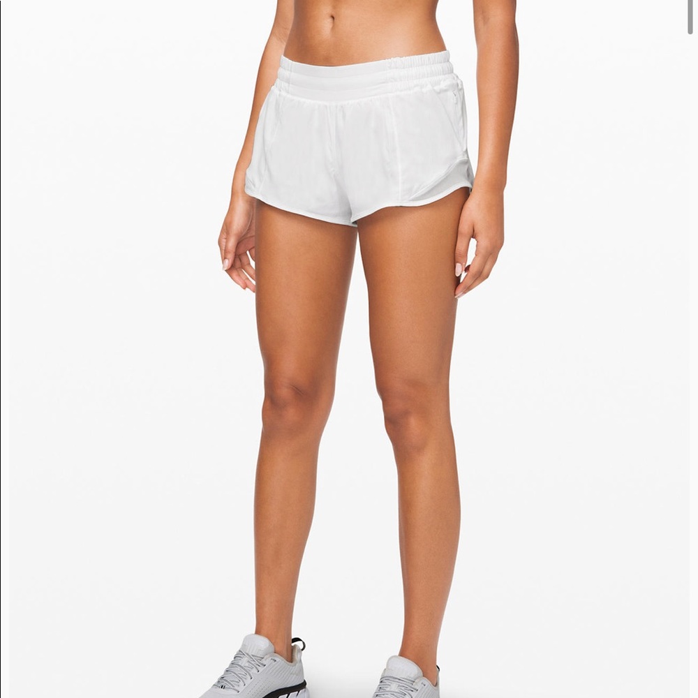 Lululemon Hotty Hot short